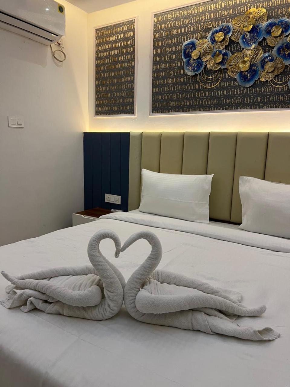 Snr Venus Hotels Tirupati Buitenkant foto